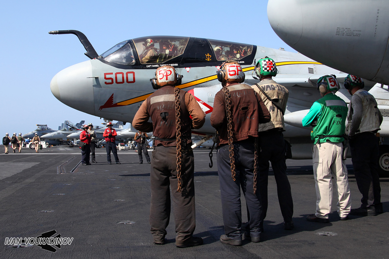 Illustration for article titled The EA-6B Prowler's Last Cruise Is Showcased In These Exclusive Photos